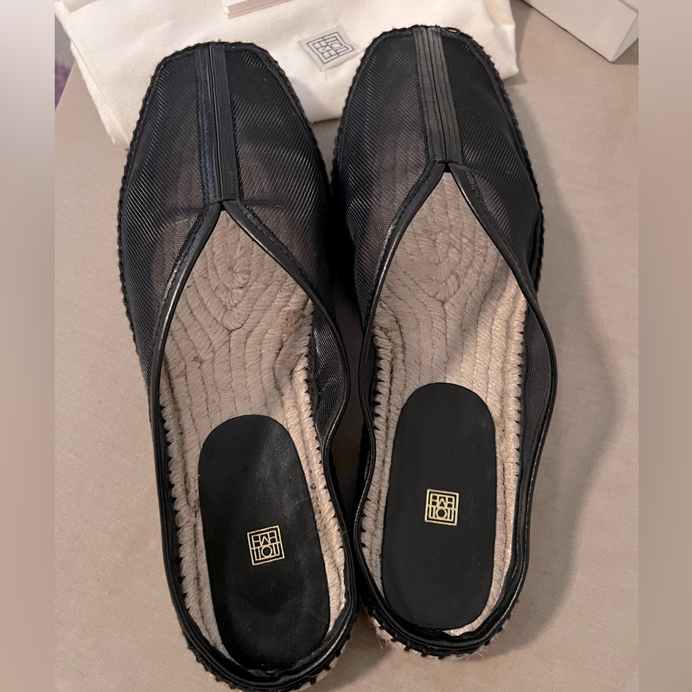 Elegant Black Women's Shoes